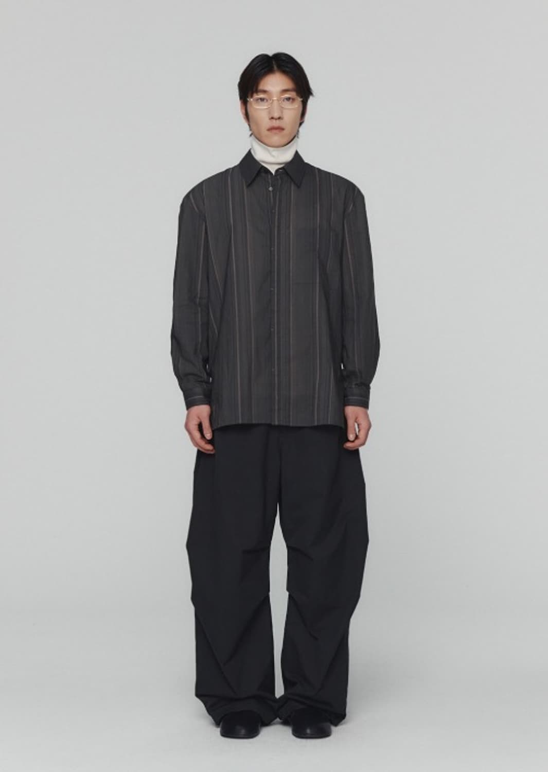 24fw 아모멘토 스트라이프 스퀘어 포켓 오버사이즈 셔츠 브라운 상품이미지1