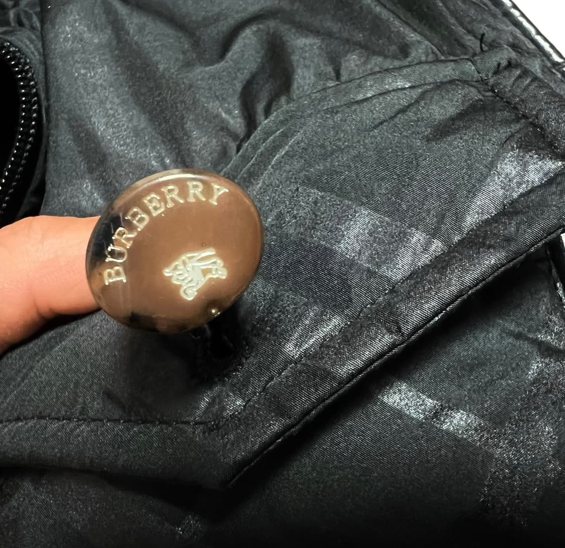 버버리 여성 체크 베스트 블랙 조끼(MADE IN LONDON) 40 상품이미지4