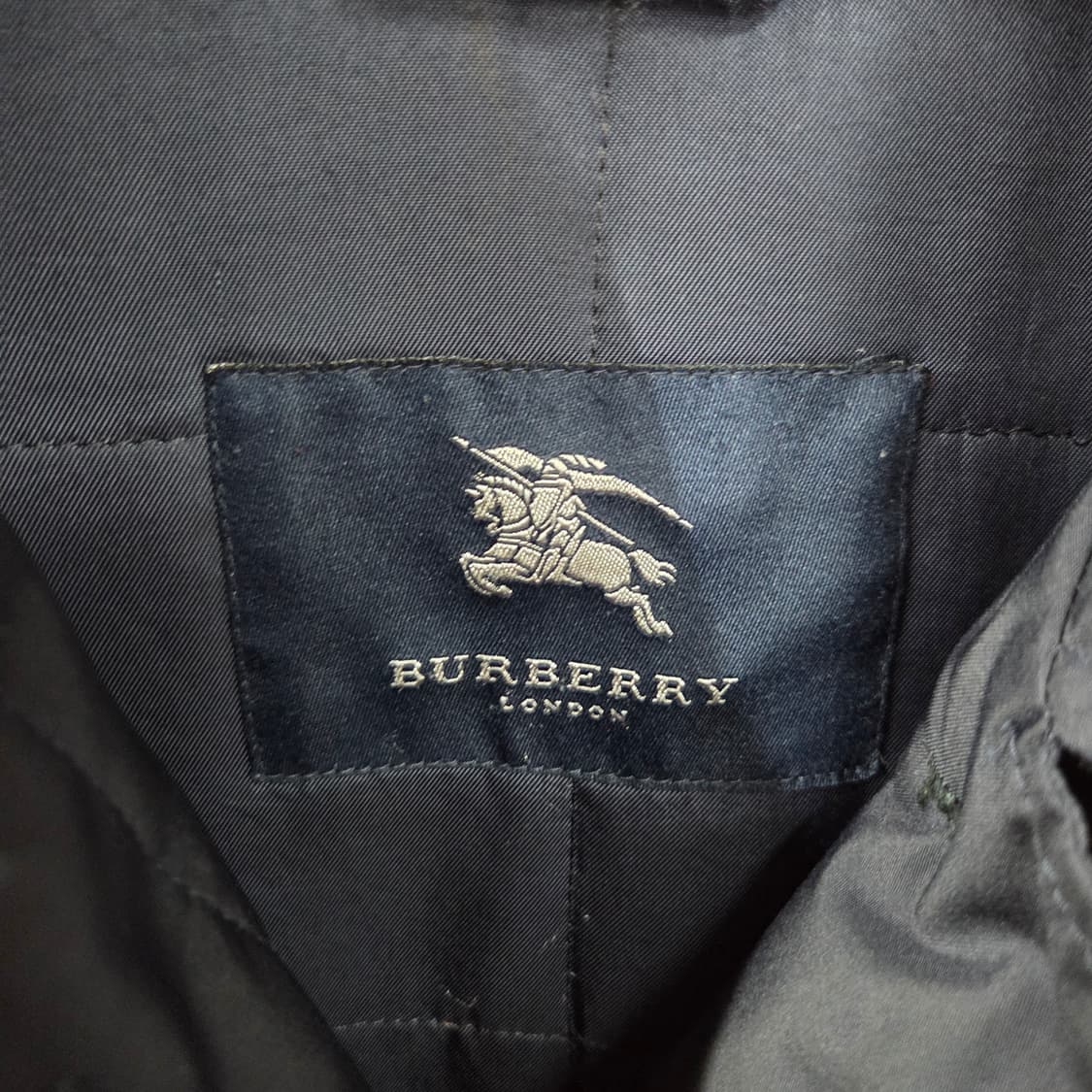 버버리 우먼 싱글 맥코트 85 상품이미지3