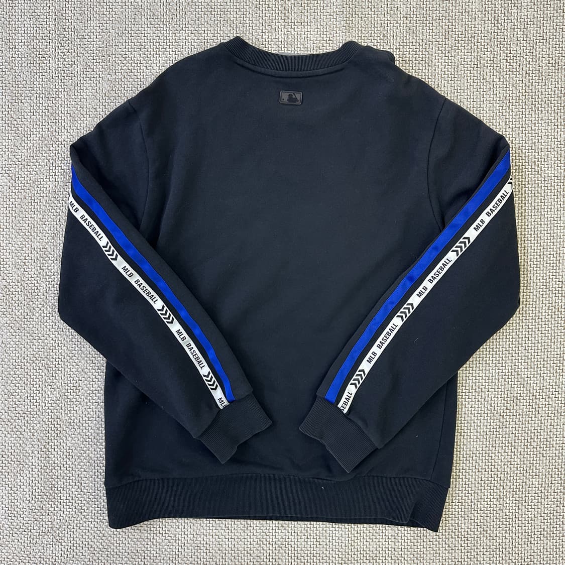 100 MLB 포인트 라벨 맨투맨 블랙 0331D 상품이미지4