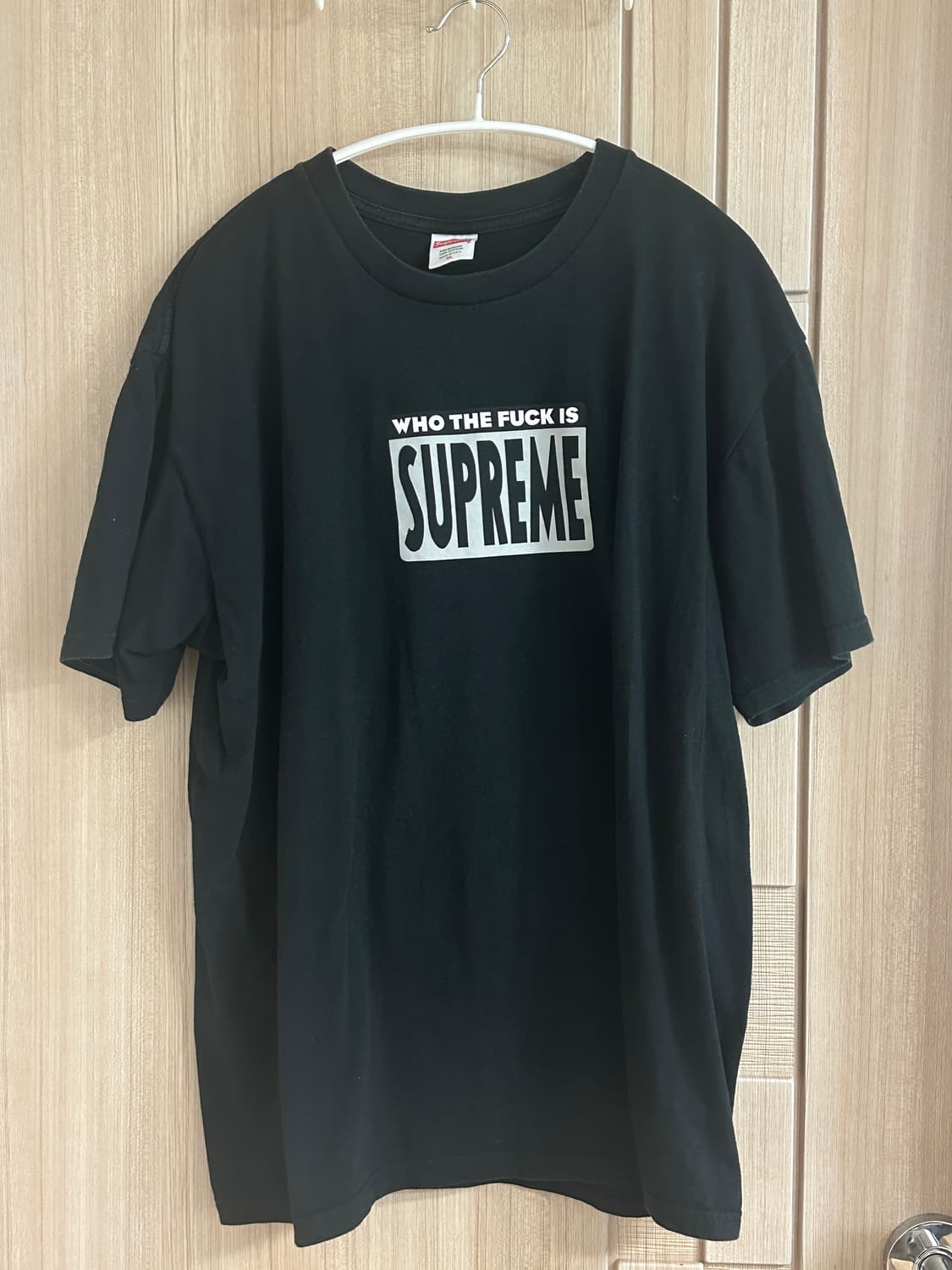 슈프림 후 더 퍽 티 XL 상품이미지1