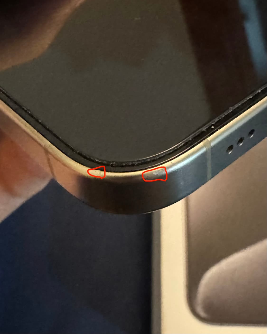 아이폰15프로 내추럴티타늄 128 상품이미지4