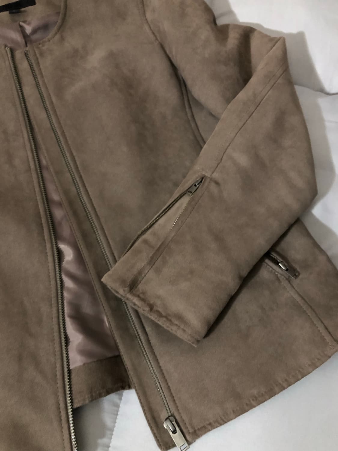 유니클로 스웨이드 자켓 베이지 상품이미지4