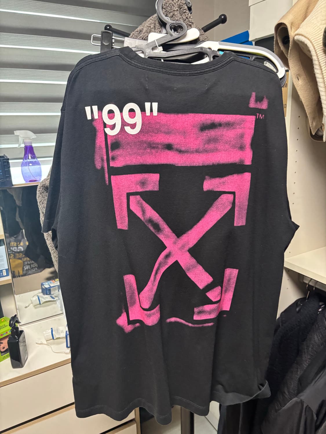 오프화이트 19ss 오버핏 반팔 티셔츠 상품이미지2