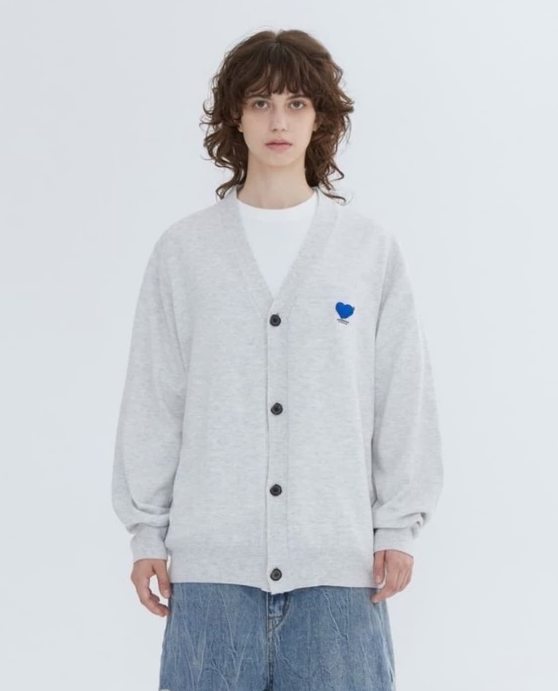 (A2) 아더에러 22SS 트윈하트 로고 가디건 오트밀 상품이미지1