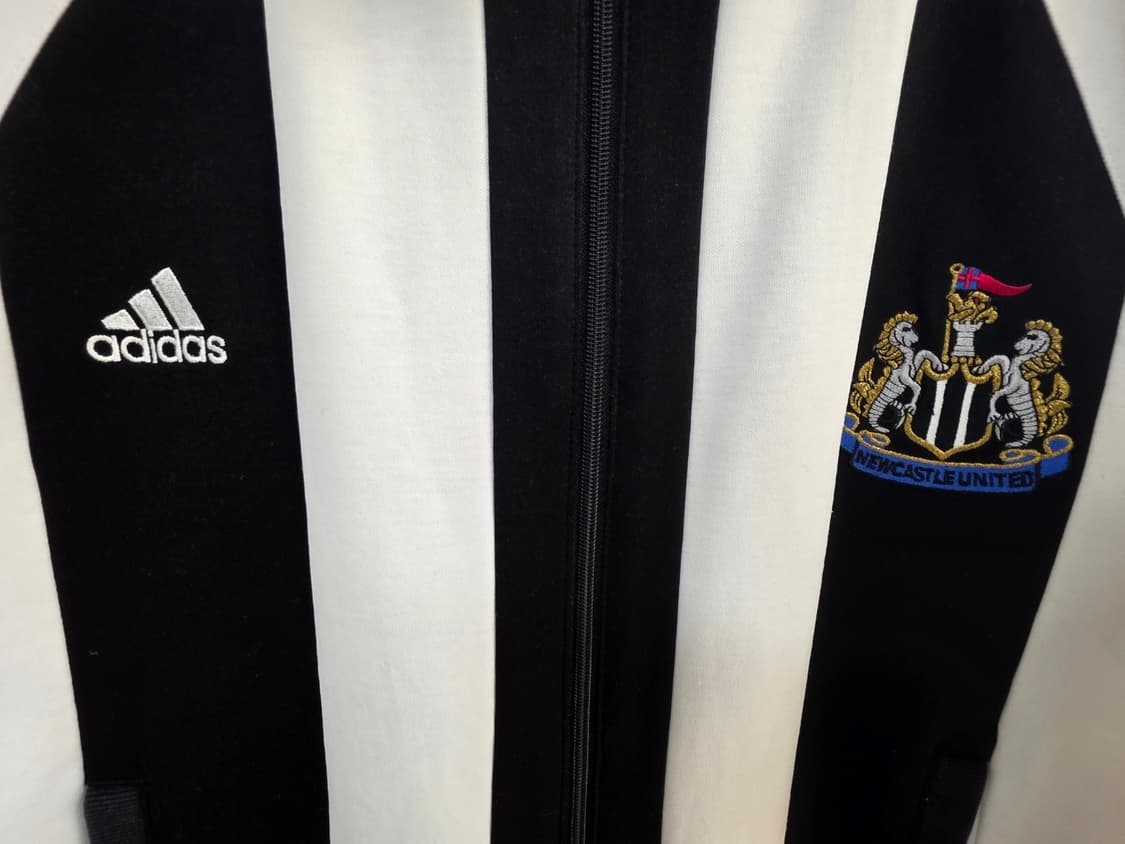 아디다스 뉴캐슬 트레이닝탑 져지 흰검 상품이미지7