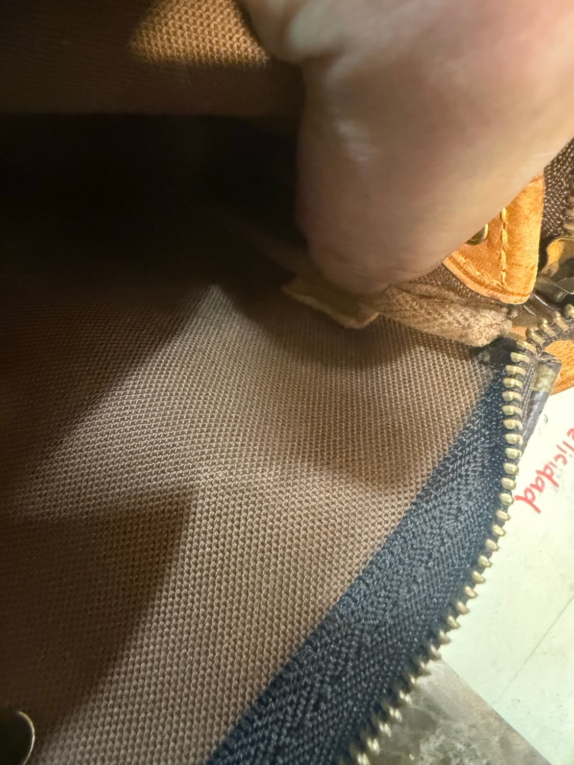 정품 루이비통 에바클러치 팝니다 상품이미지7