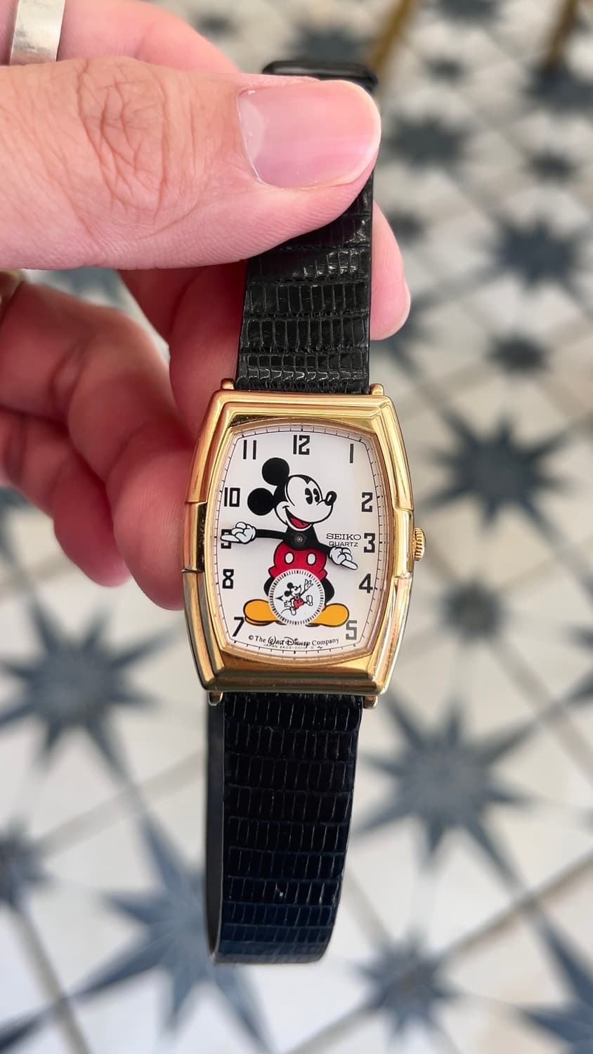 [80s Seiko]Disney mickey gold tank watch 상품이미지1