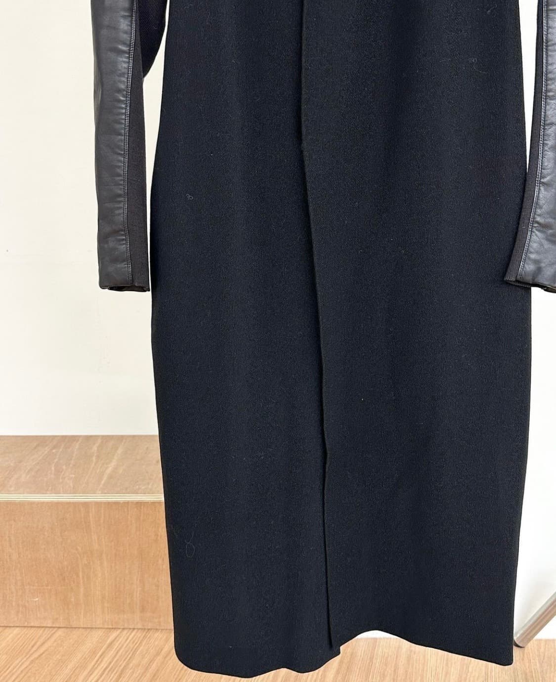 릭오웬스 블랙 레이온 레더 코트 상품이미지3