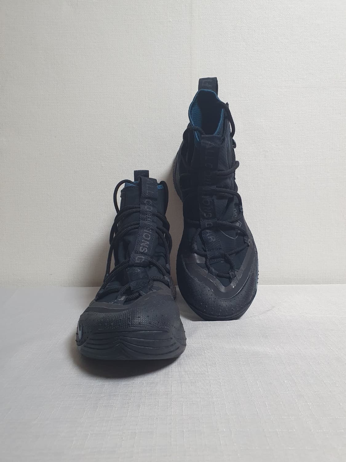 240mm 나이키 ACG 에어 테라 안타틱 고어텍스 안트라사이트 블랙 상품이미지2