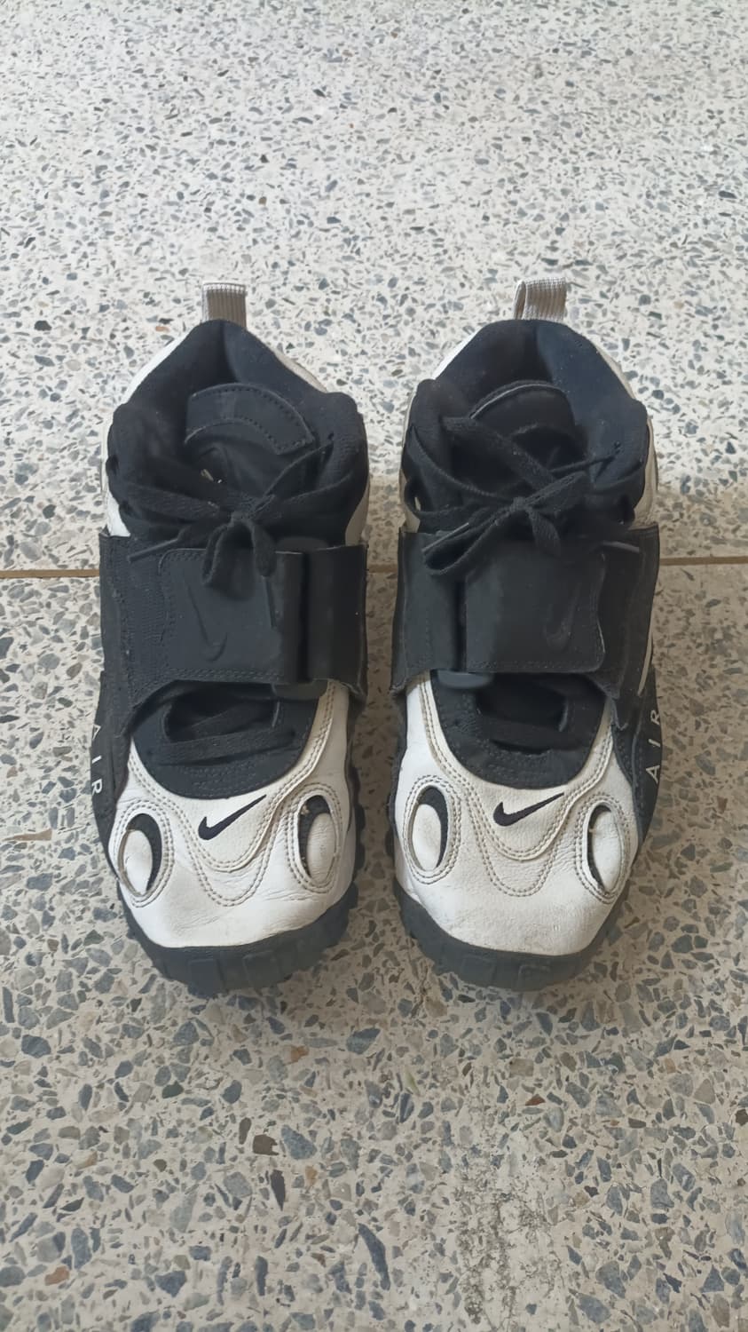 나이키 스피드터프 흰검 상품이미지1