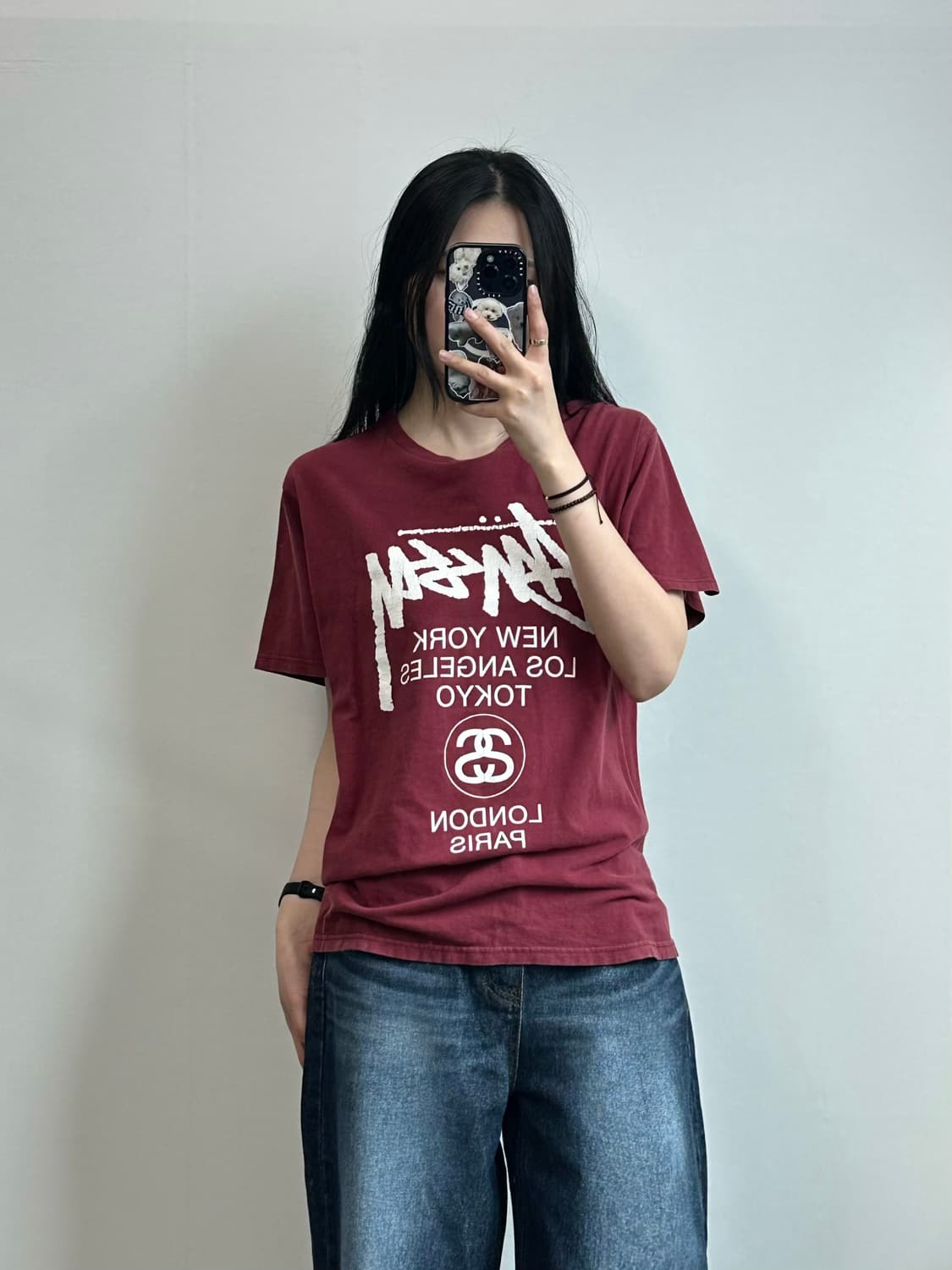 스투시 월드투어 버건디 반팔 티셔츠 상품이미지1