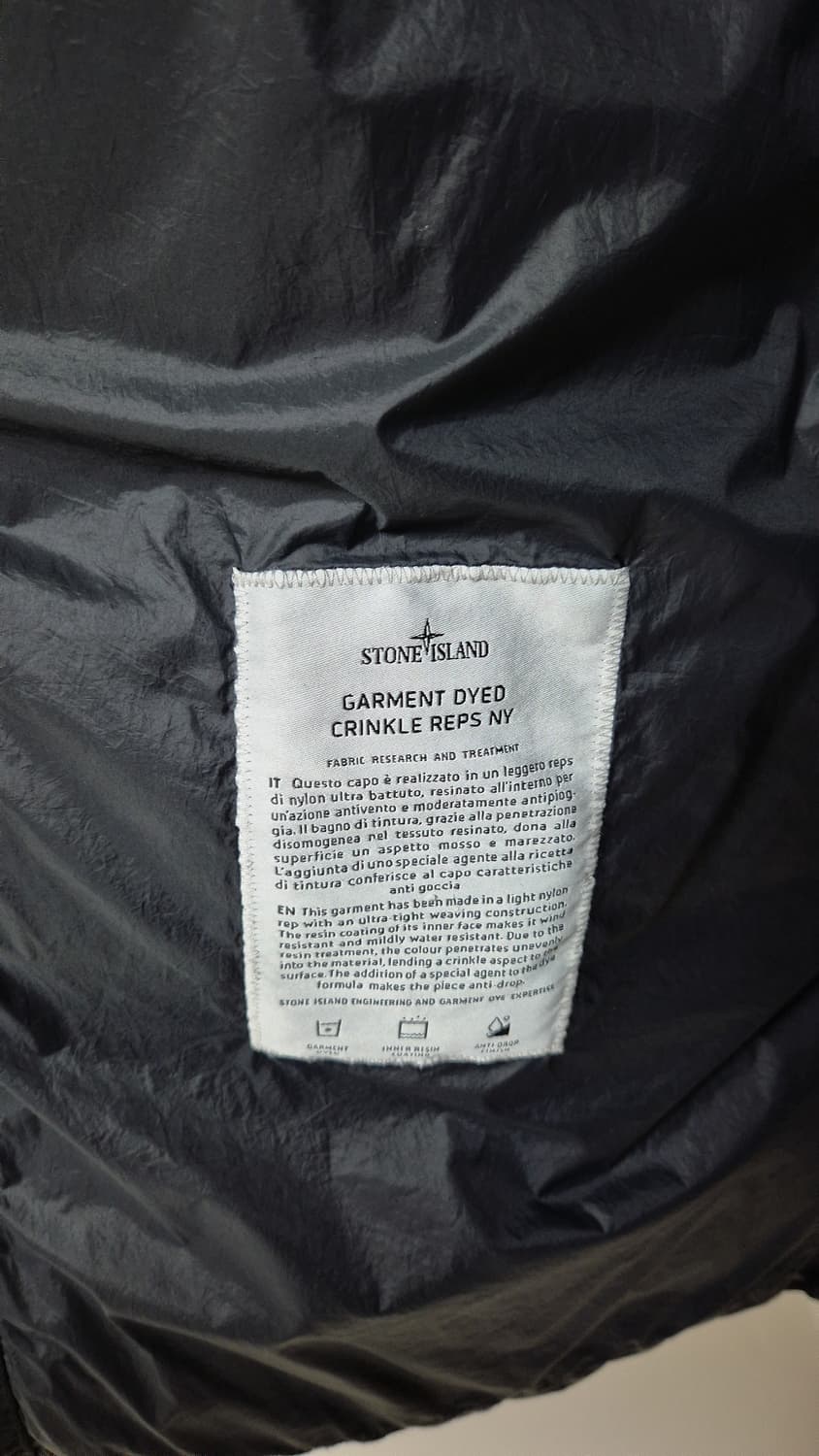 [XXL] 스톤아일랜드 25fw 크링클랩스 패딩 블랙 상품이미지4