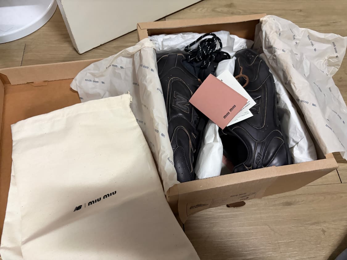 (43) 미우미우 뉴발란스 nero 컬러 상품이미지10