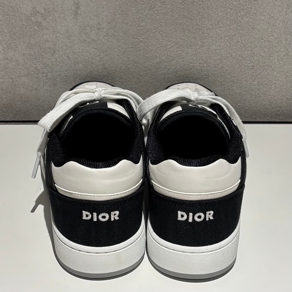 디올 오블리크 B27 로우탑 스니커즈 상품이미지4