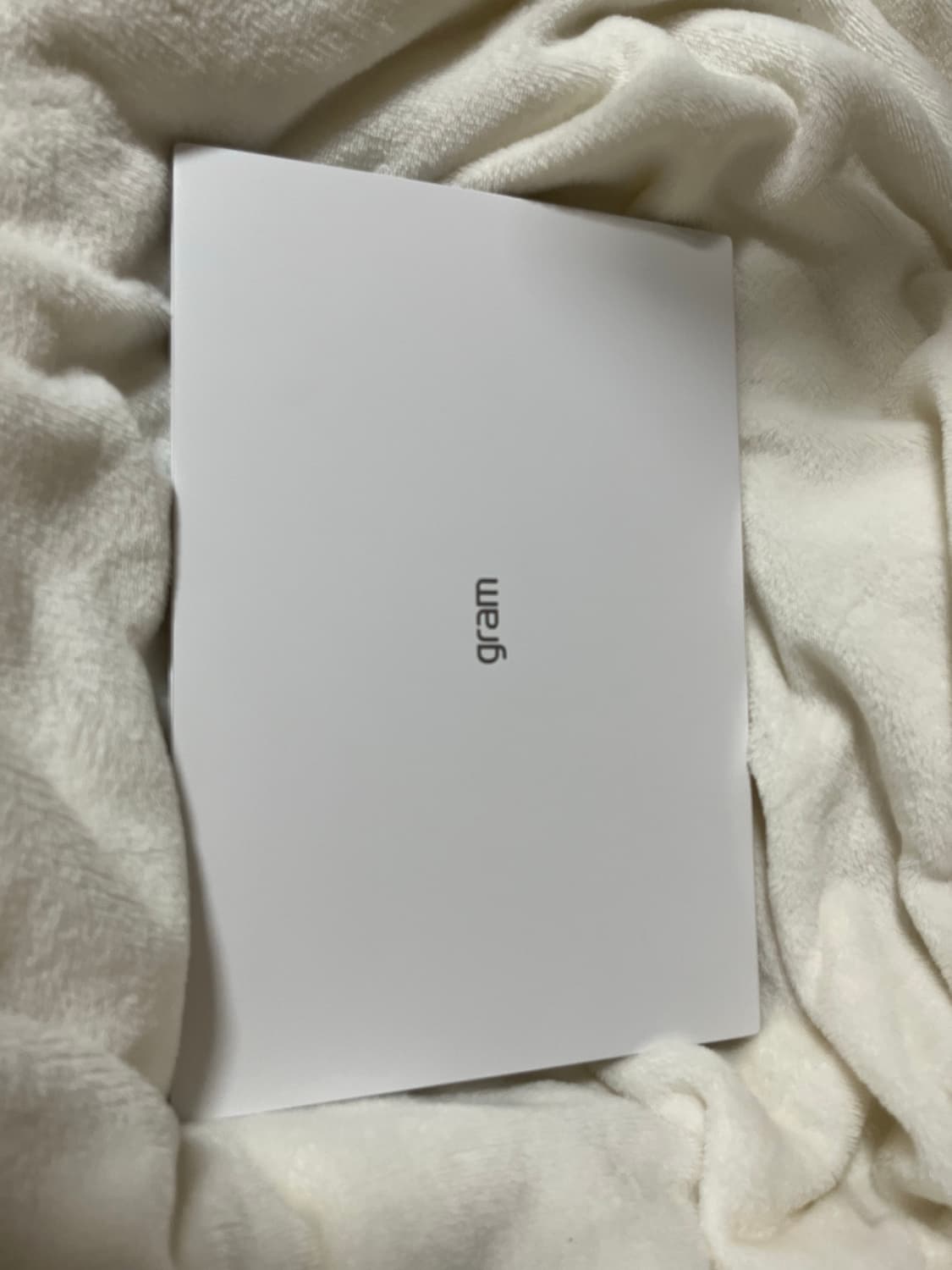 LG 그램 울트라 코어 5 14Z90S-GA5PK 상품이미지1