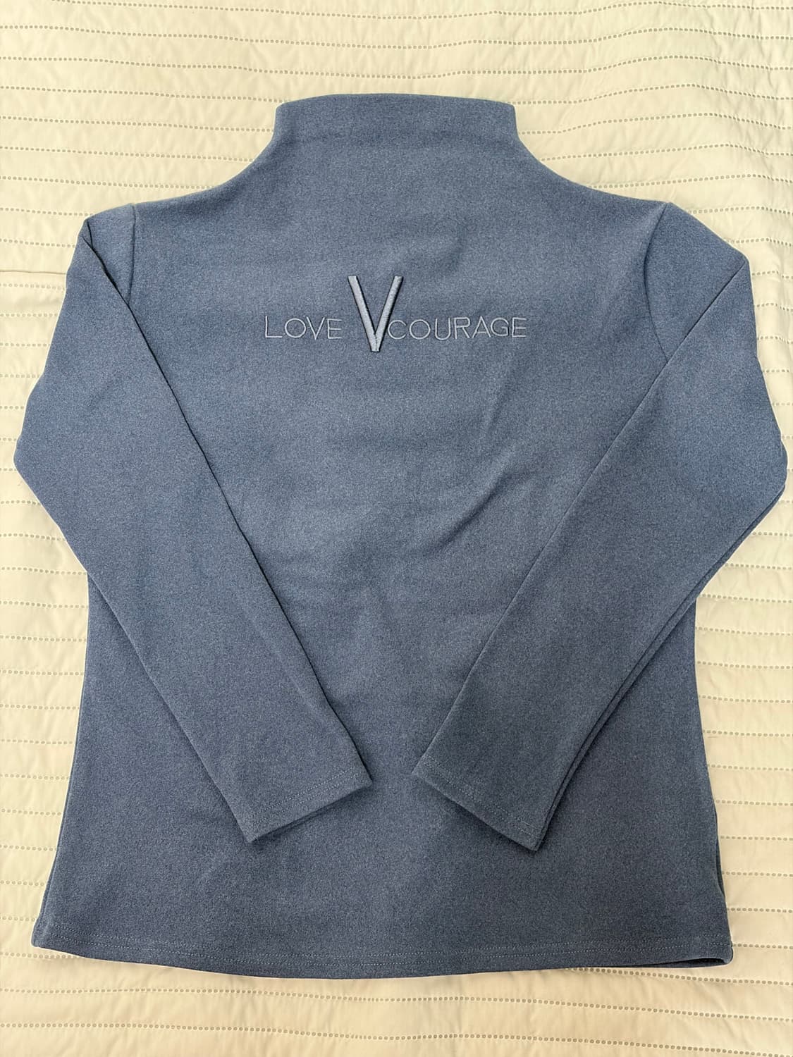 LOVE V COURAGE 기모 티셔츠 XL 상품이미지1