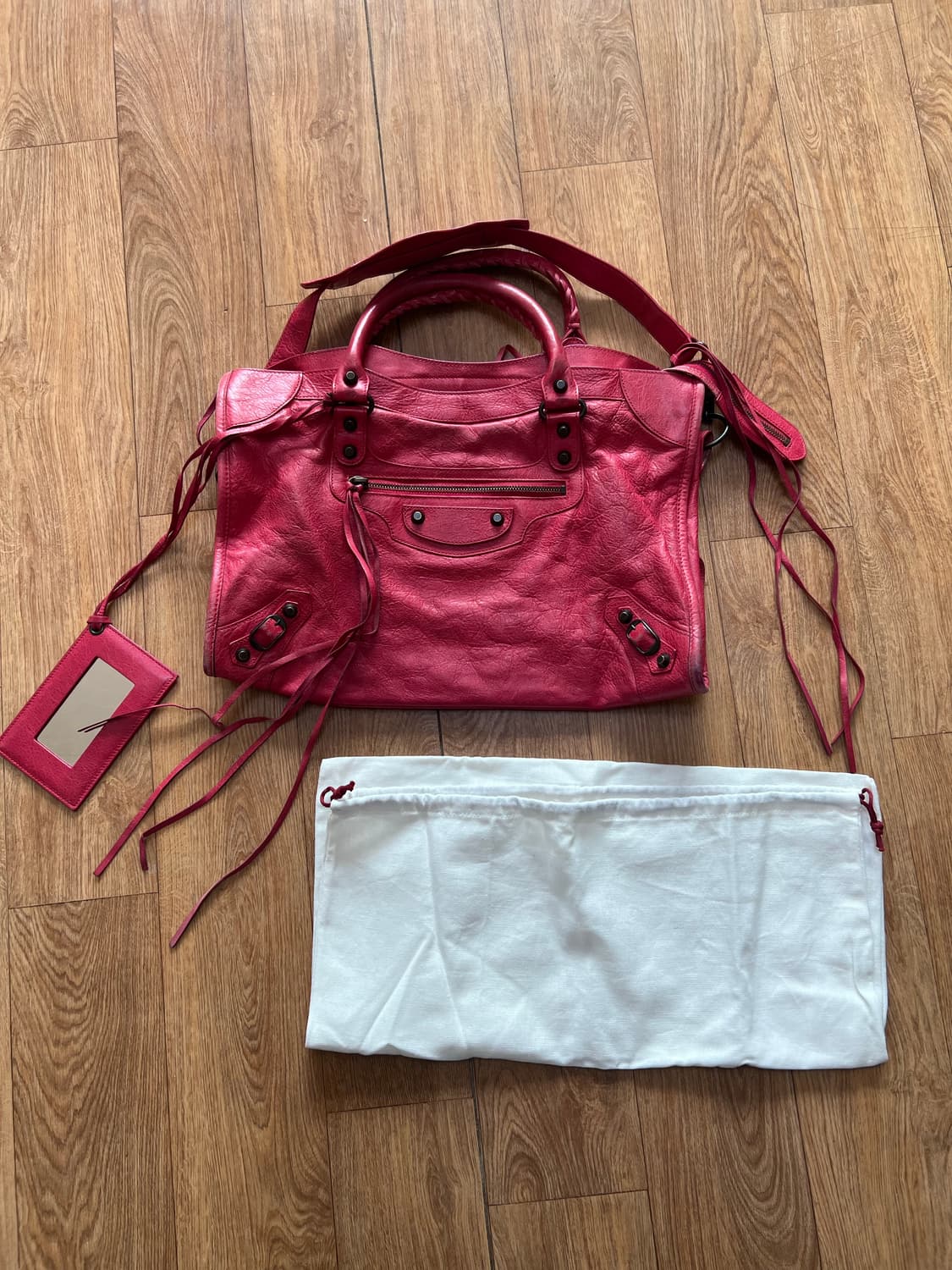 발렌시아가 모터백 가방 레드 상품이미지1