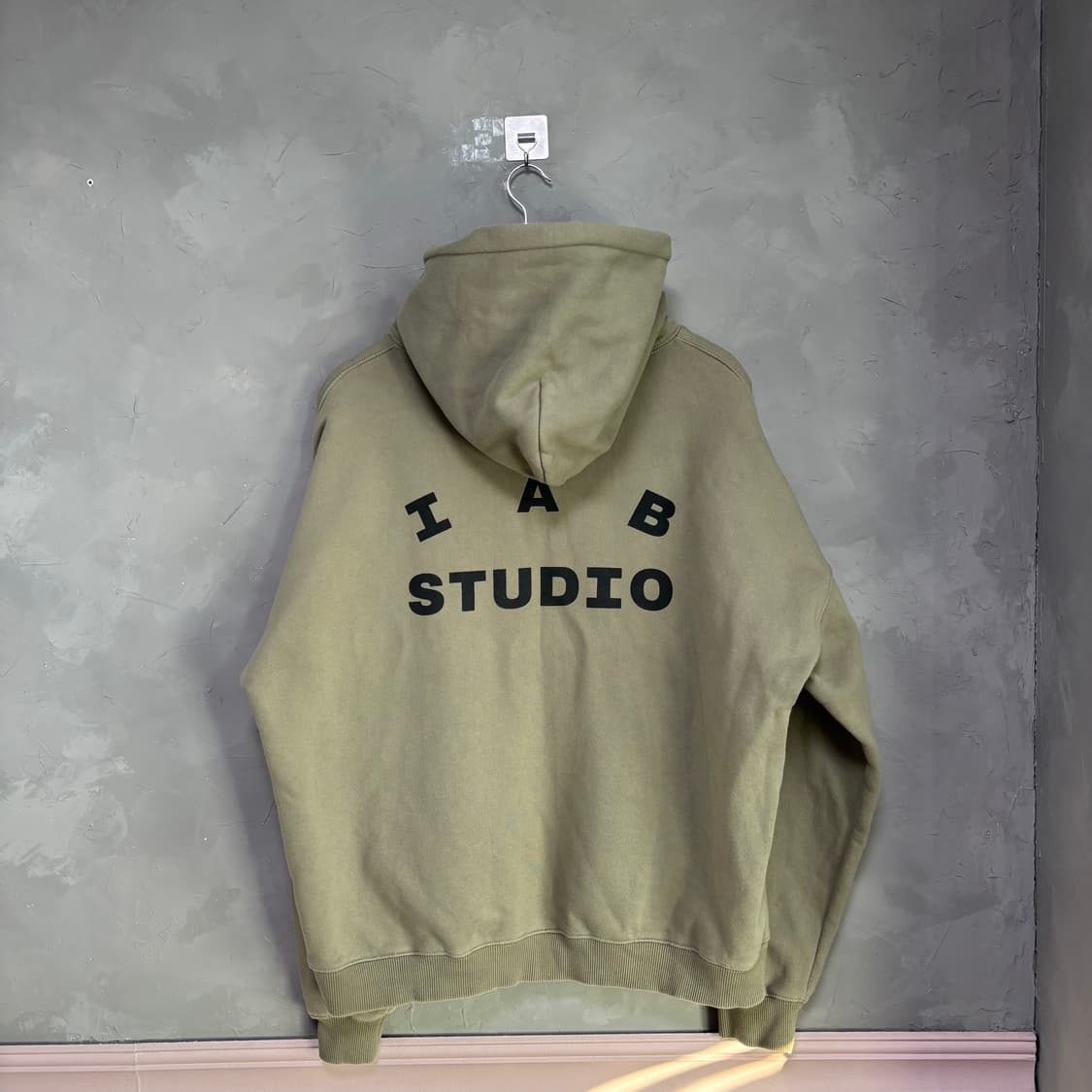 아이앱 스튜디오 후드 올리브 카키 상품이미지4