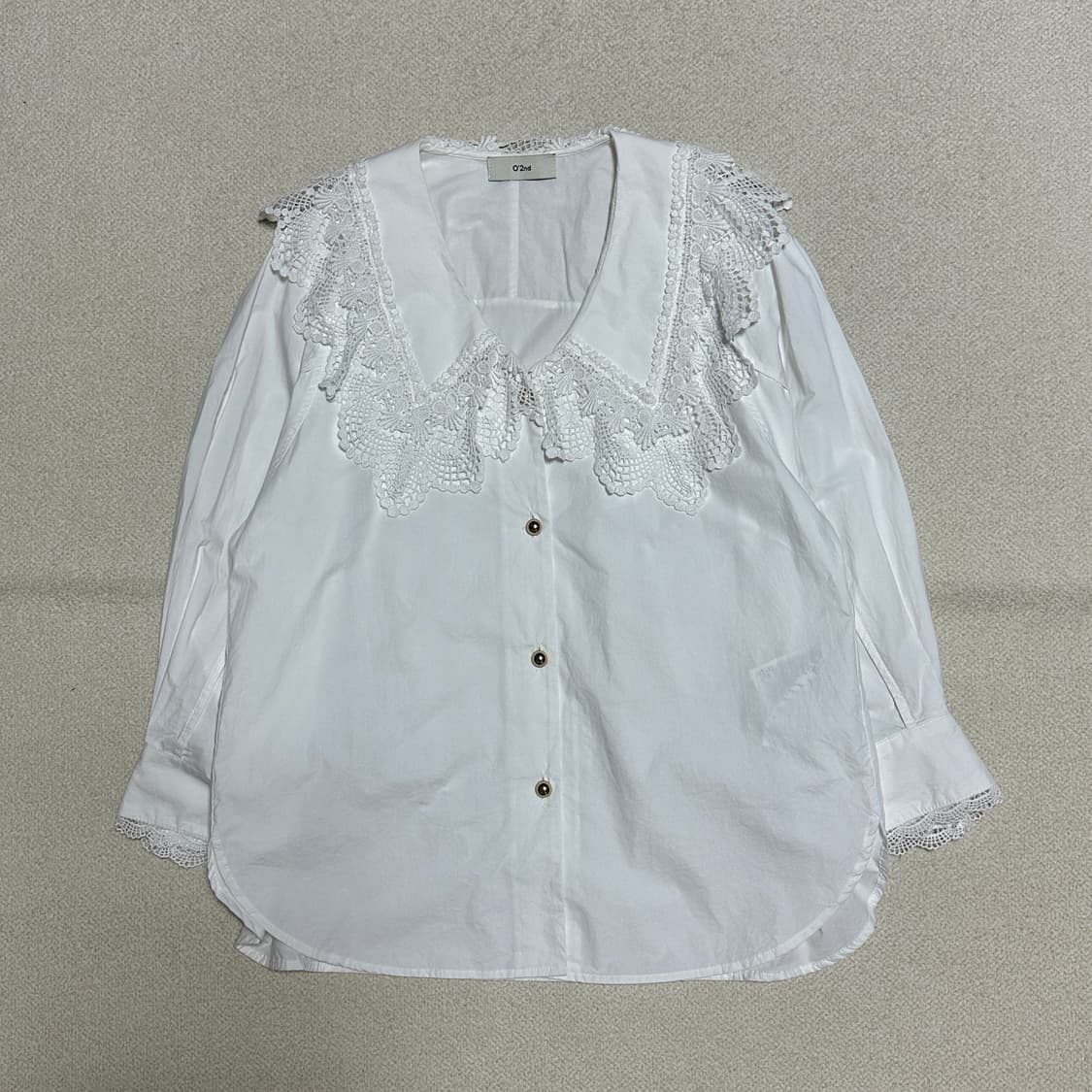 오즈세컨 레이스 카라 블라우스 상품이미지2