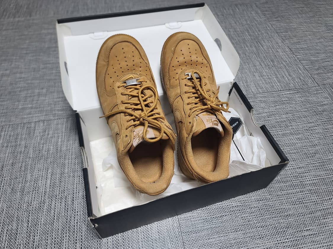 나이키 에어포스1 슈프림 된장포스 265 스니커즈 상품이미지1