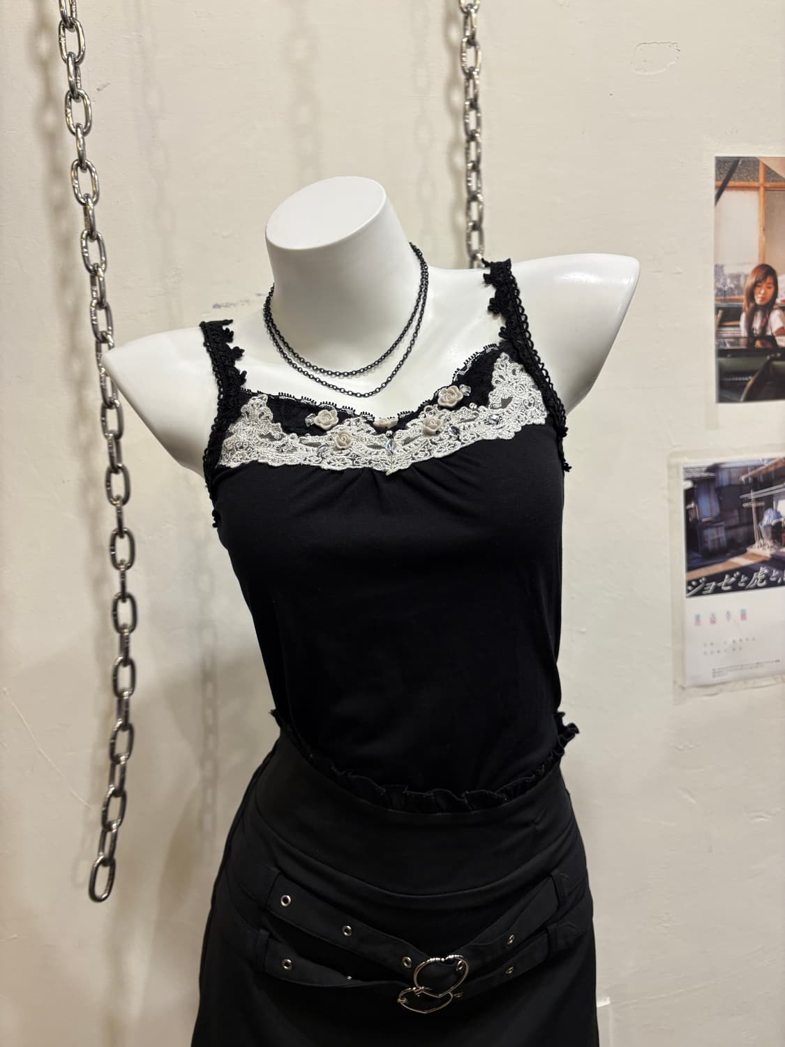 axes femme 엑시즈팜 뜨개 레이스 장미 블랙 슬리브리스 상품이미지6