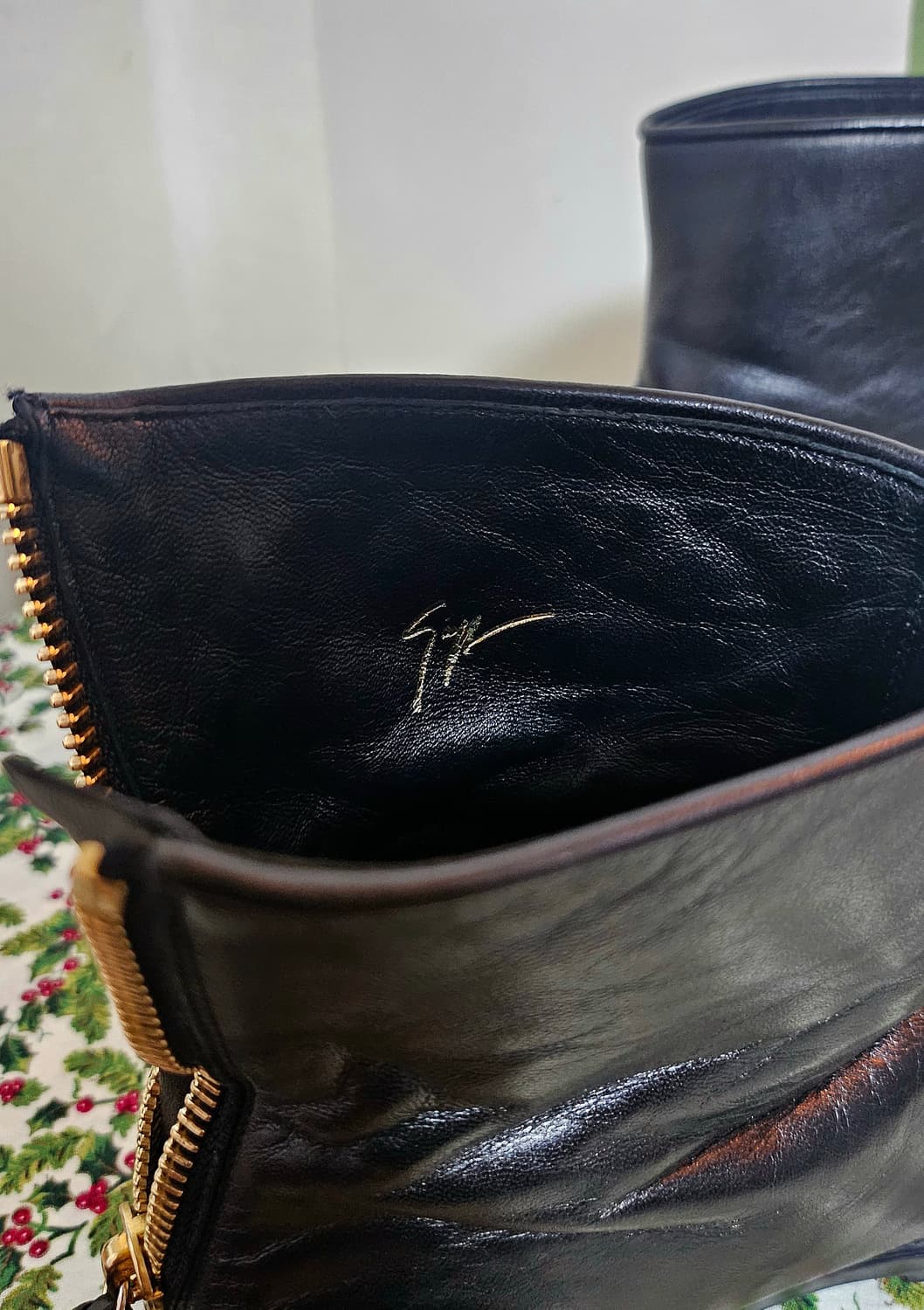 Giuseppe Zanotti 쥬세페자노티 블랙 가죽 골드토 앵클 부츠 상품이미지3