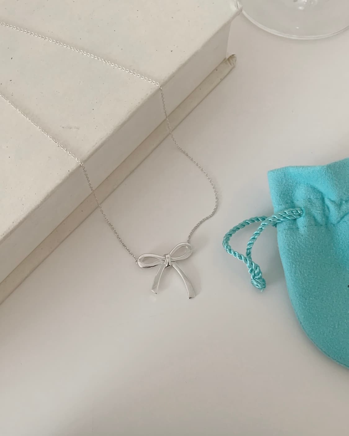 [ 티파니앤코 ]  티파니 신슬기 리본 라지 사이즈 목걸이 상품이미지8