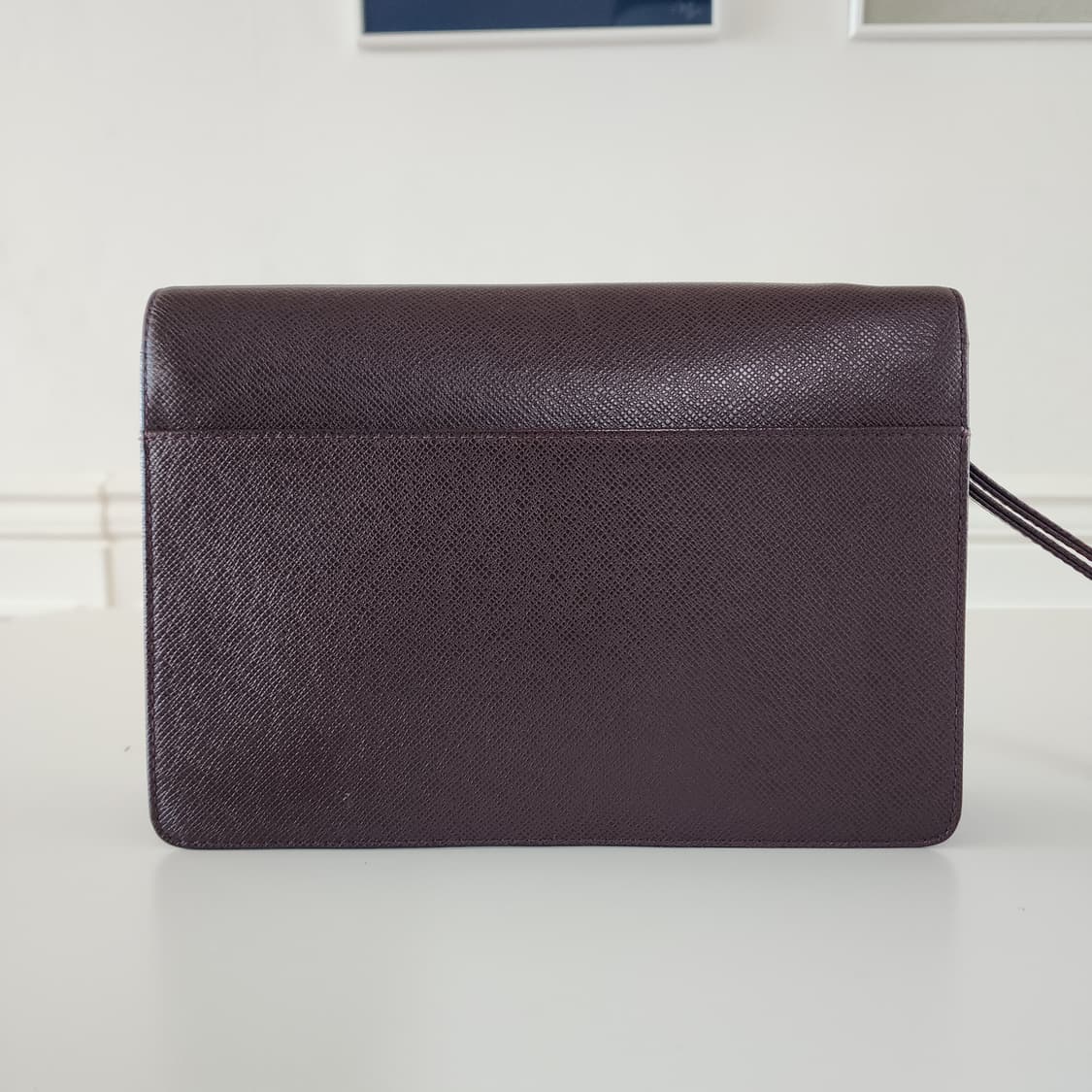 상태양호 루이비통 타이가 세렌가 클러치백 아카주 다크와인 상품이미지4