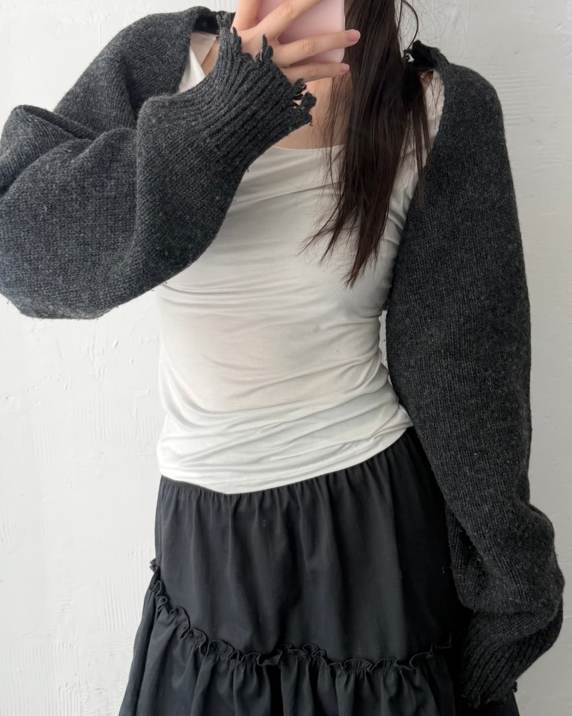 The Open Products 더오픈프로덕트 데미지드 볼레로 차콜 컬러 상품이미지1