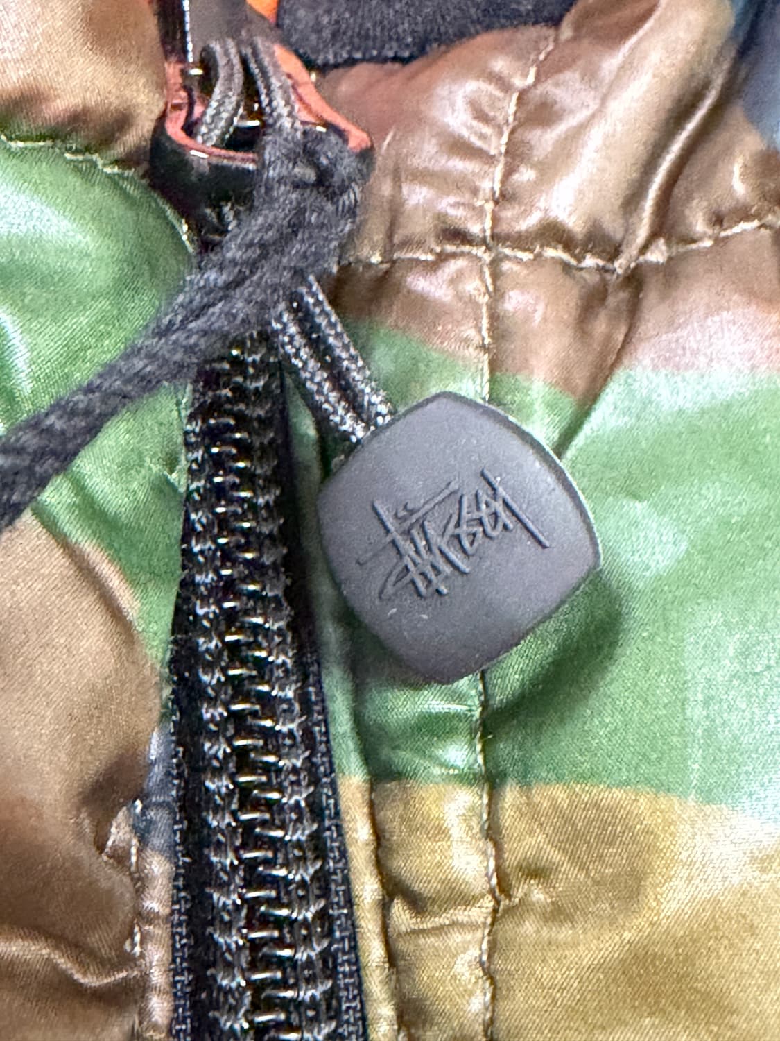 스투시 카모 리버시블 패딩 상품이미지4