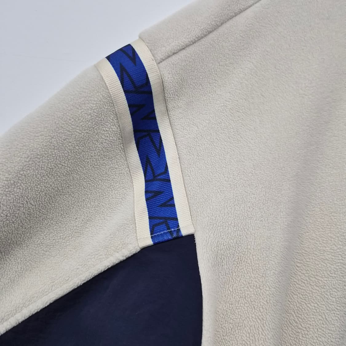 뉴발란스 양털 플리스 자켓 아이보리 네이비 남성 L 상품이미지2