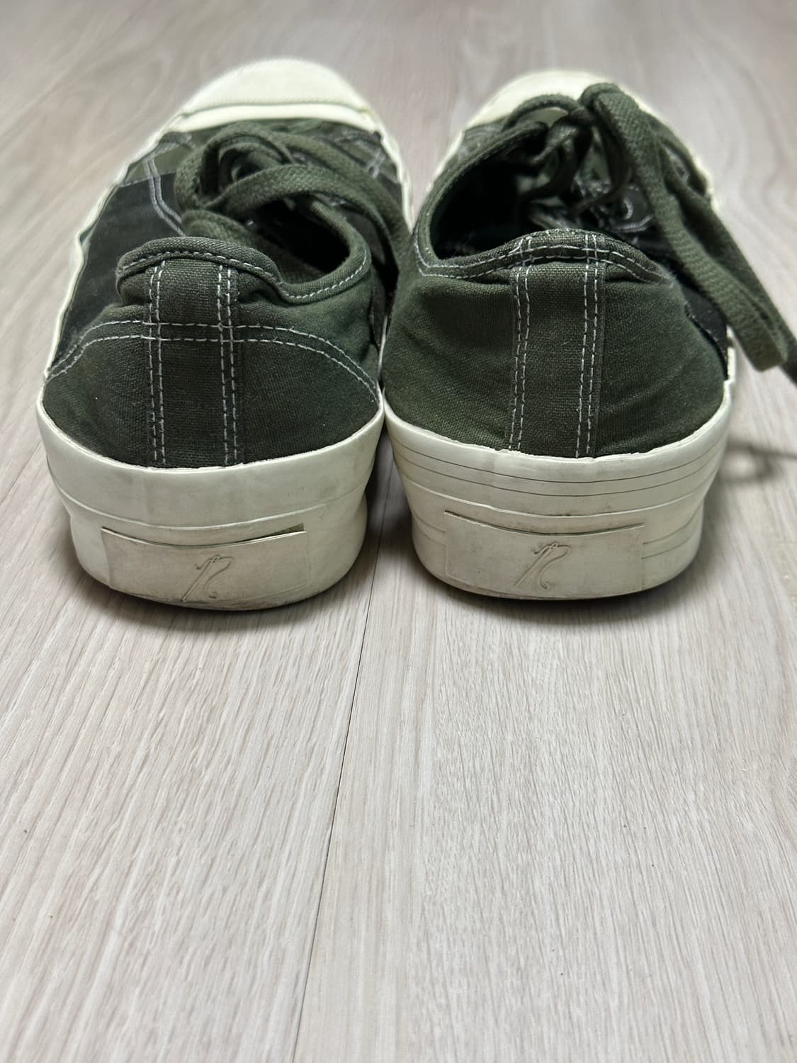 니들스 스니커즈  그린 상품이미지3