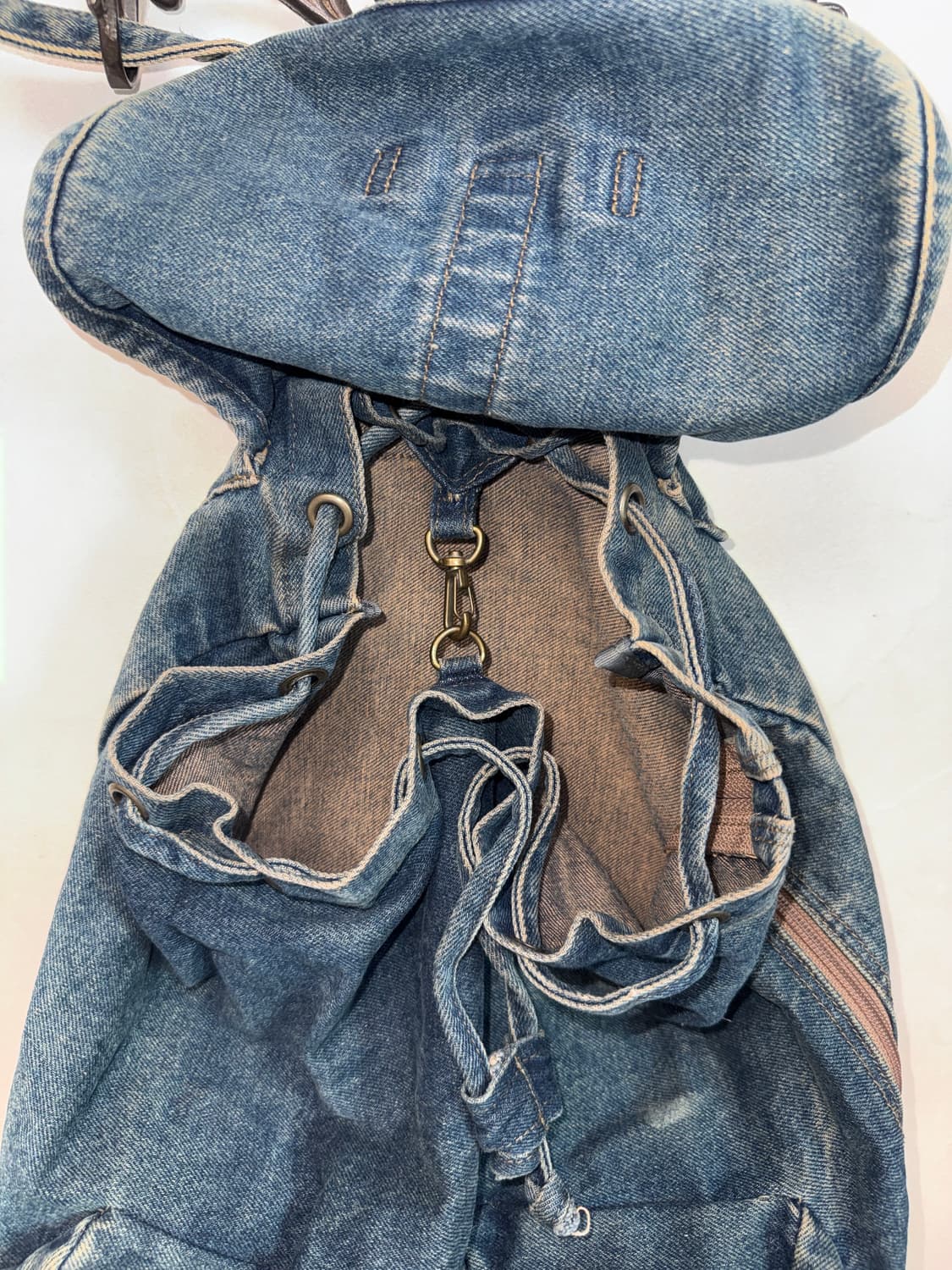 Denim eyelet buckle multi pocket 백팩 상품이미지5
