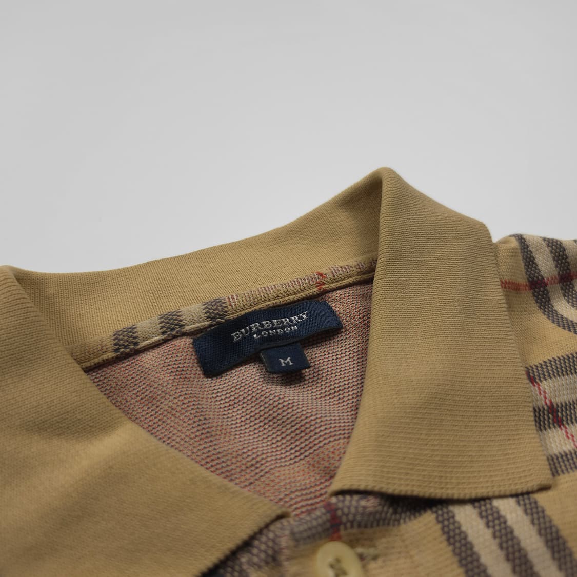버버리 아카이브 베이지 노바체크 피케이 타셔츠 (M) 상품이미지5