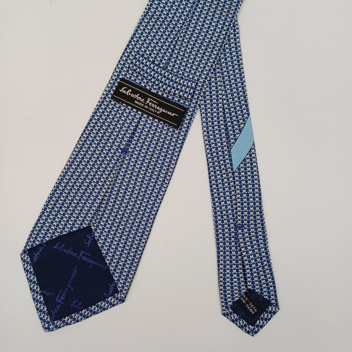 페라가모 실크넥타이 [RBSCF11734-136-4] 상품이미지2