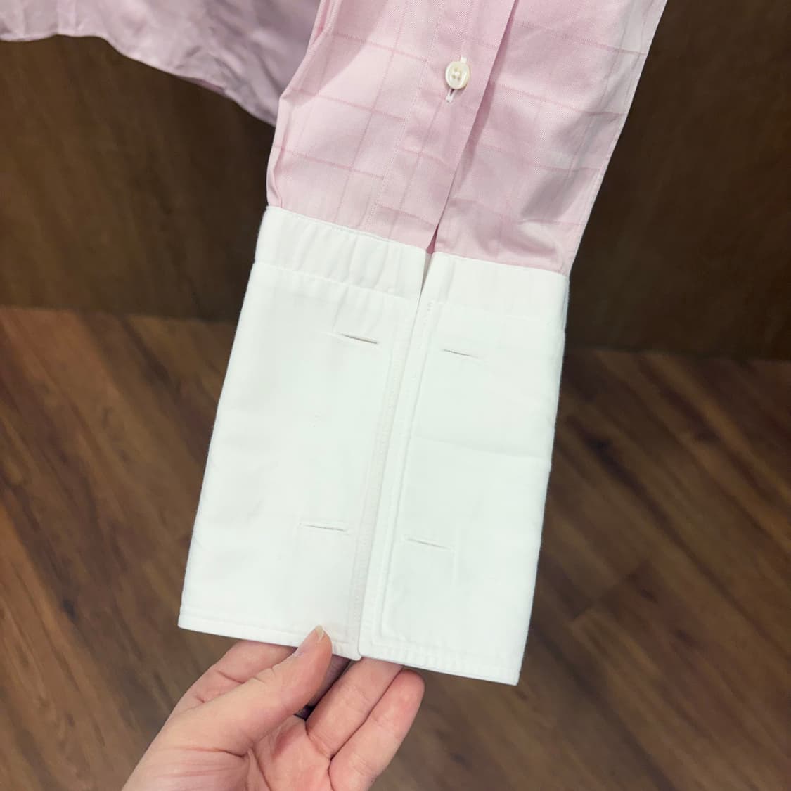  에르메네질도 제냐 코튼 셔츠 톤온톤 체크 패턴 화이트 커프 디테일 핑크 상품이미지7