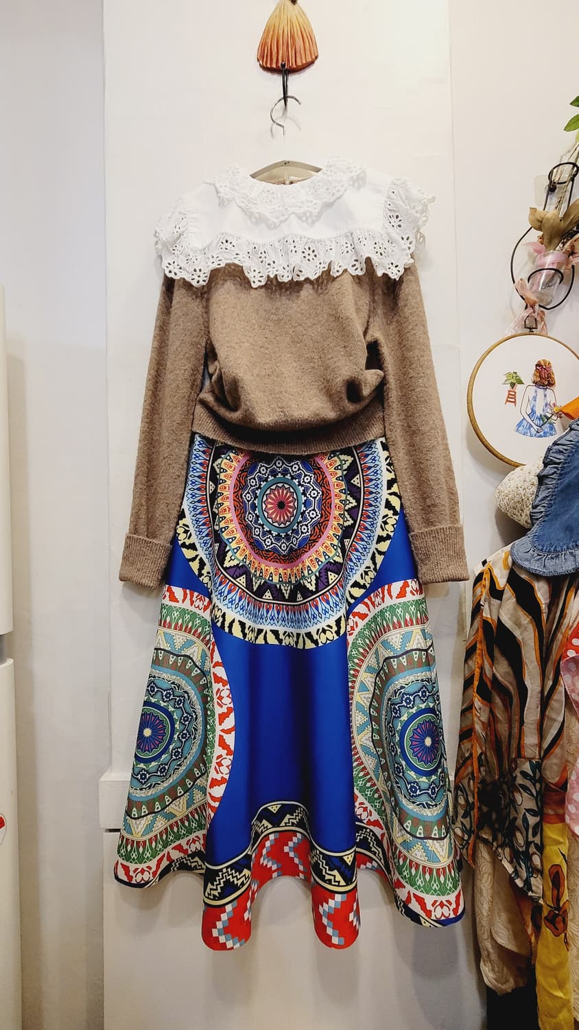 자라 펀칭자수 프릴니트.  수입 에스닉 스커트 상품이미지1