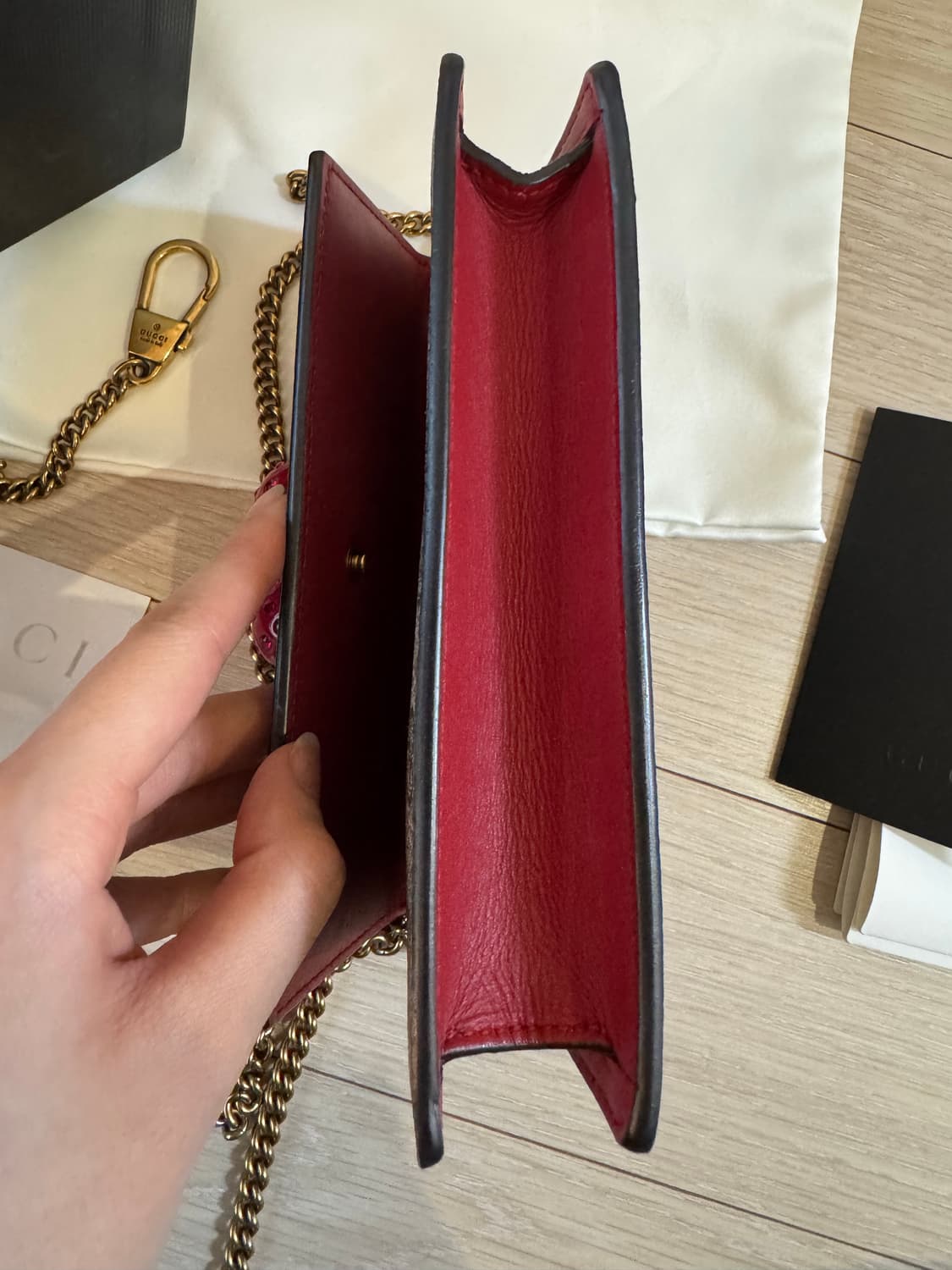 구찌 체리 GG 수프림 미니 체인백 상품이미지4