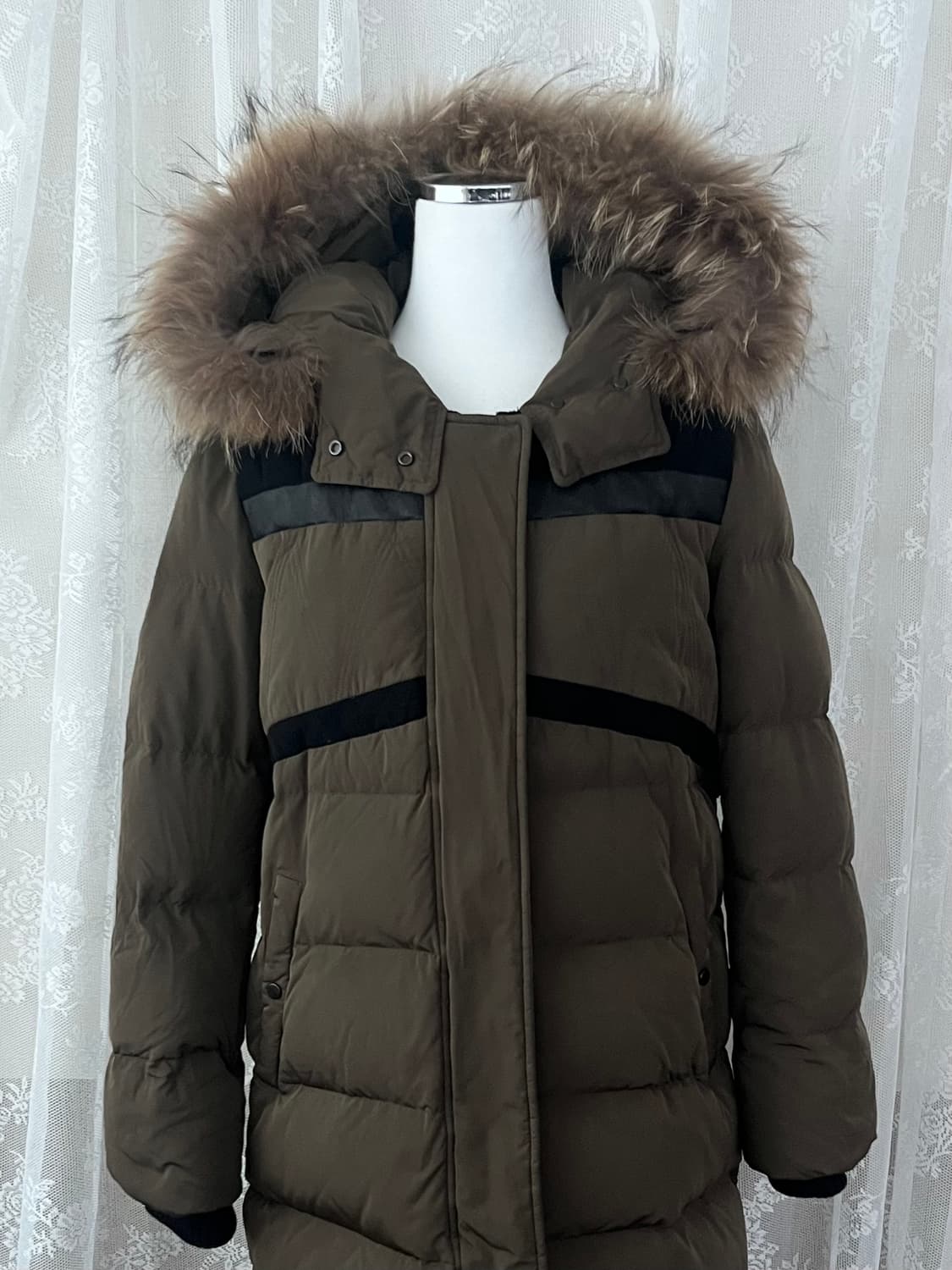 S) 산드로 라쿤 퍼 다운 패딩 점퍼 카키 상품이미지4