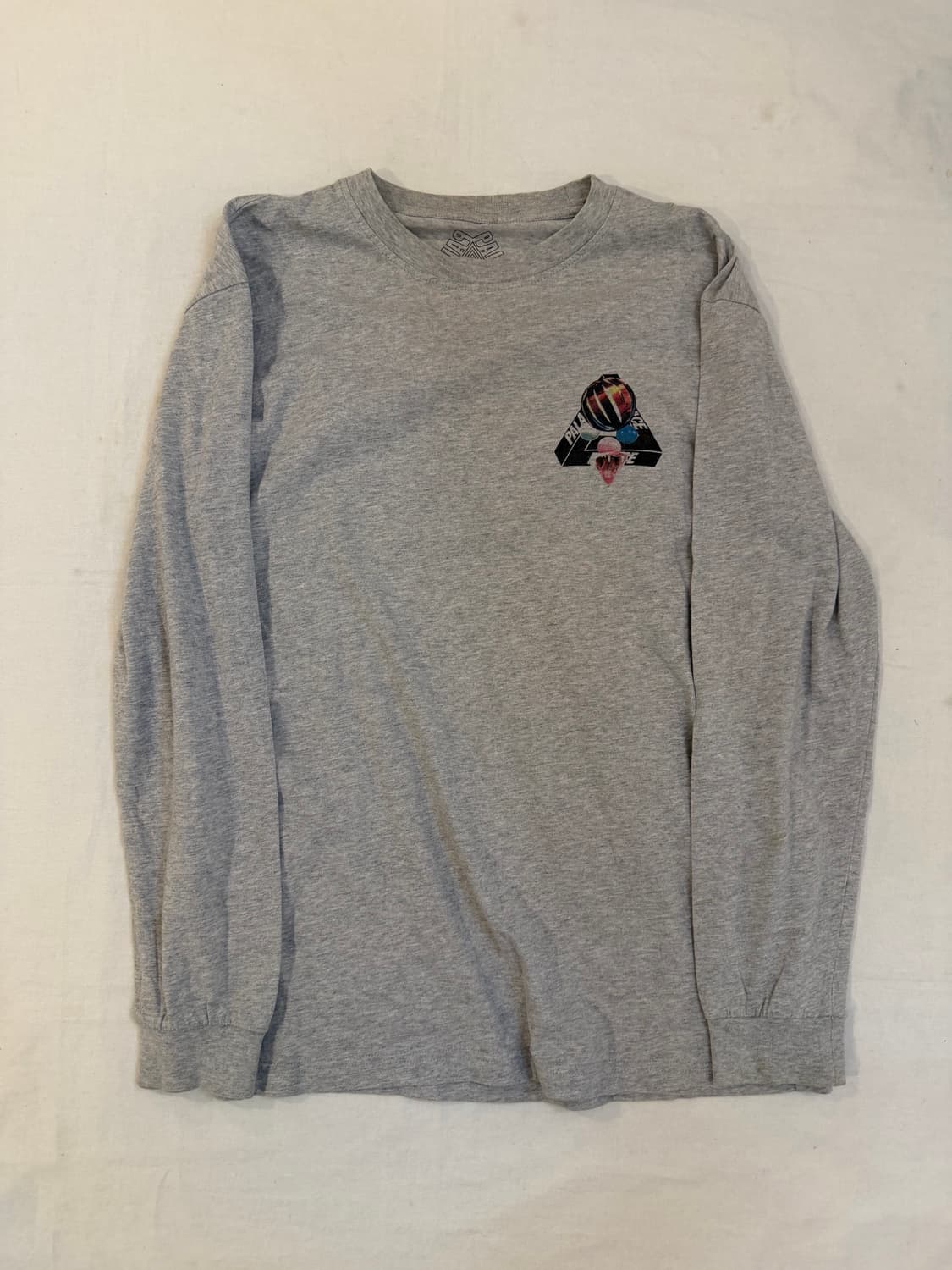 팔라스 샌스 트라이퍼그 롱슬리브 티셔츠 그레이 상품이미지3