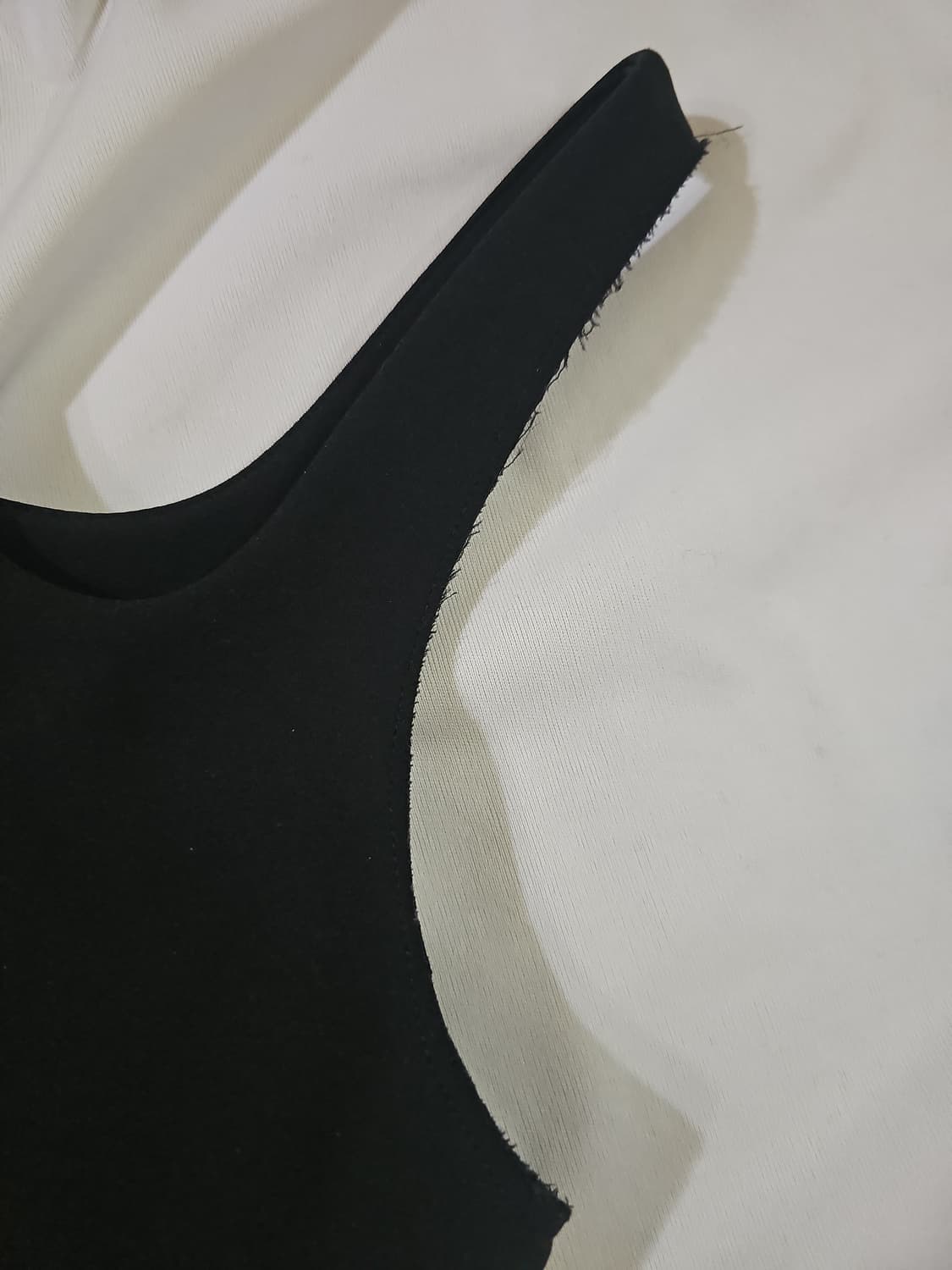 렉토 시그니처 커브드넥 슬리브리스 물결 드레스 원피스 상품이미지5