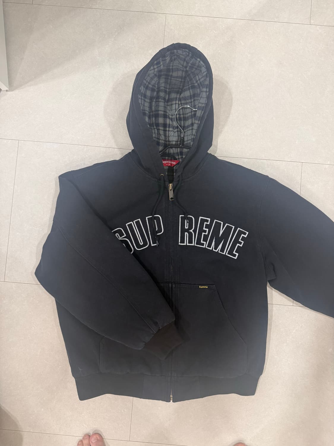 슈프림 리플렉티브 아크 후드 워크 자켓 블랙 - 25FW 상품이미지1