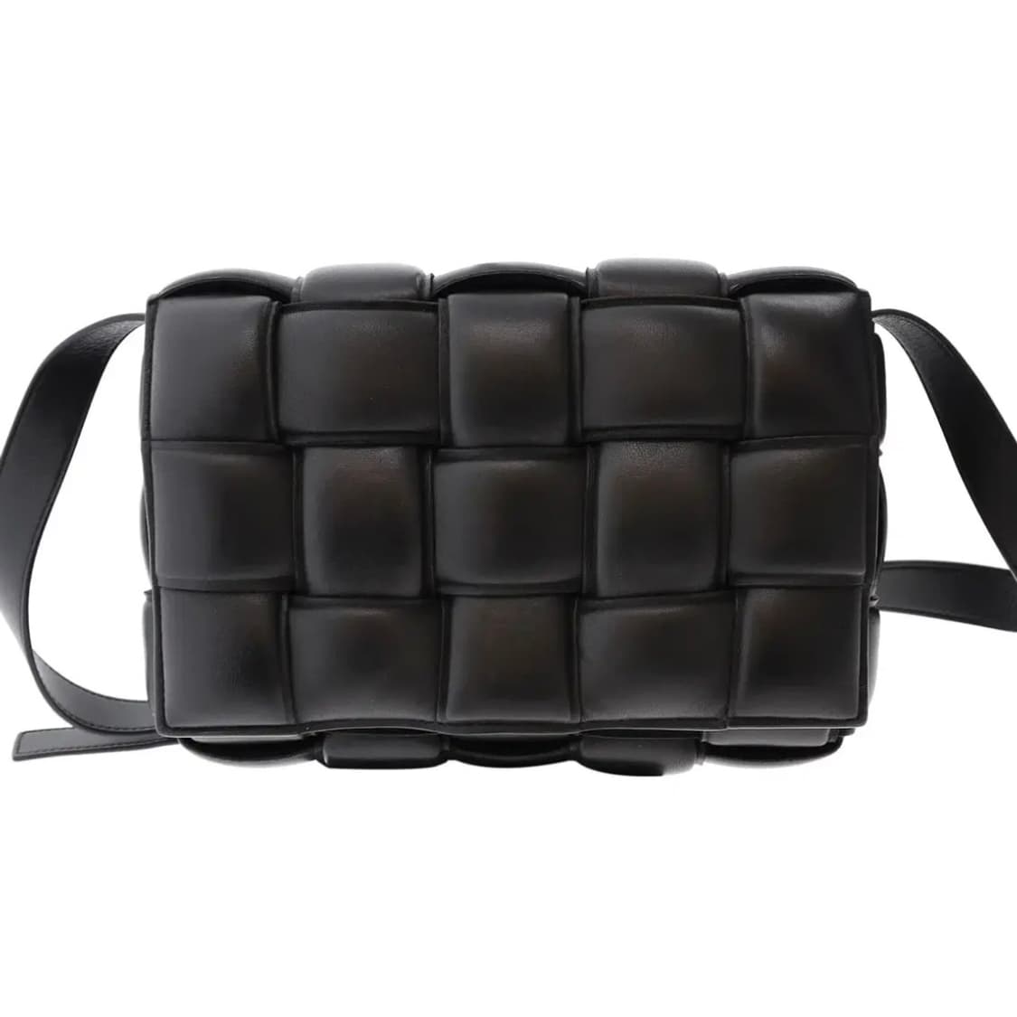 보테가베네타 패티드 카세트백 상품이미지2