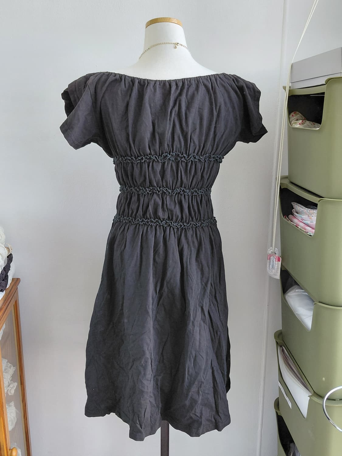 [빈티지] 블랙 셔링 반팔 미니 원피스 상품이미지2