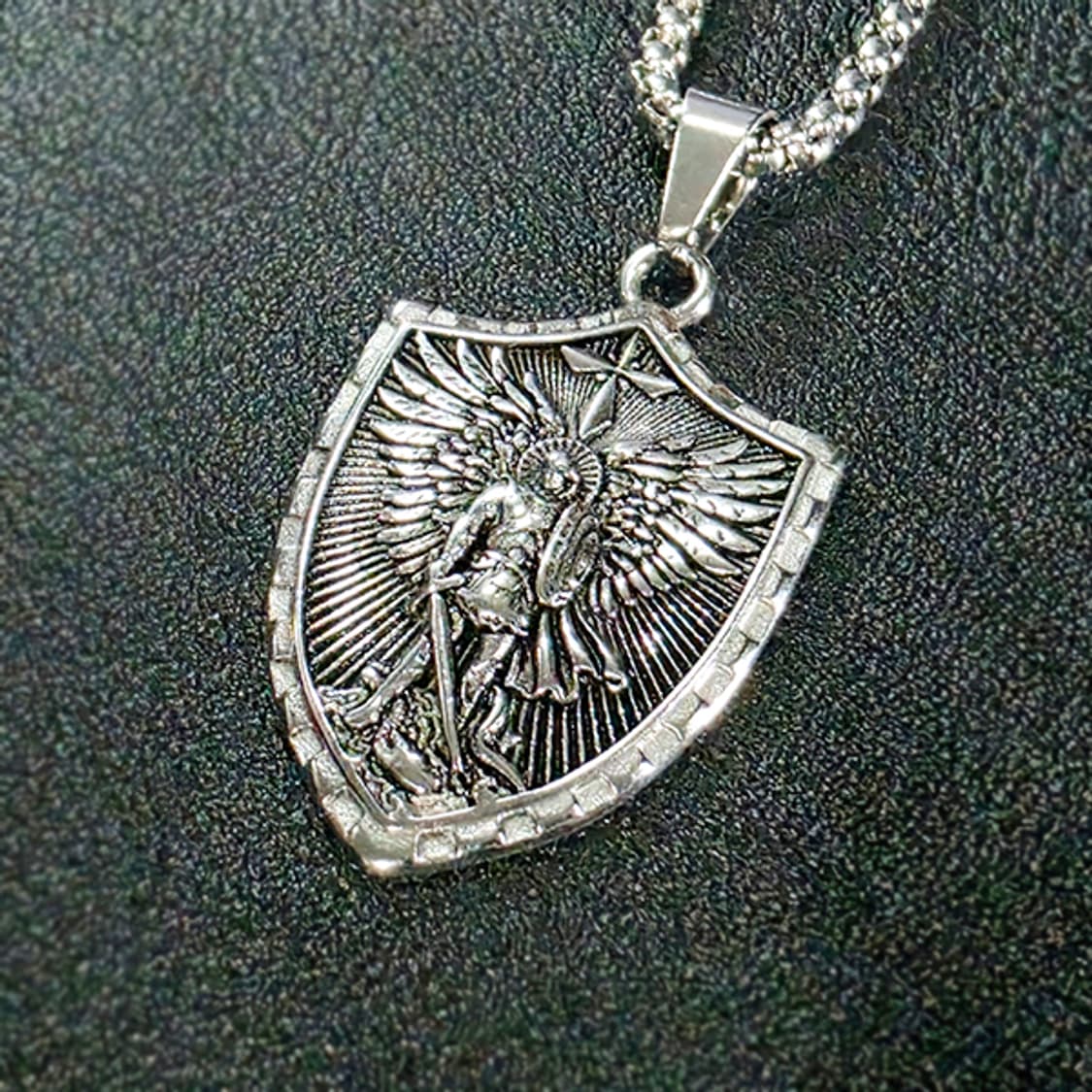 Divar 티타늄 펜던트 빈티지 엔틱 천사 방패 엠블럼 남자 목걸이 상품이미지1