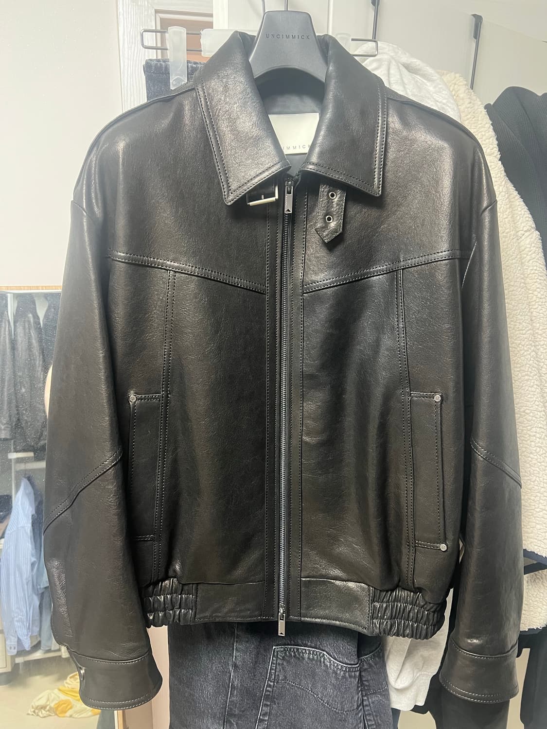 언지미크 25fw 나파슈렁큰 레더 L 상품이미지7