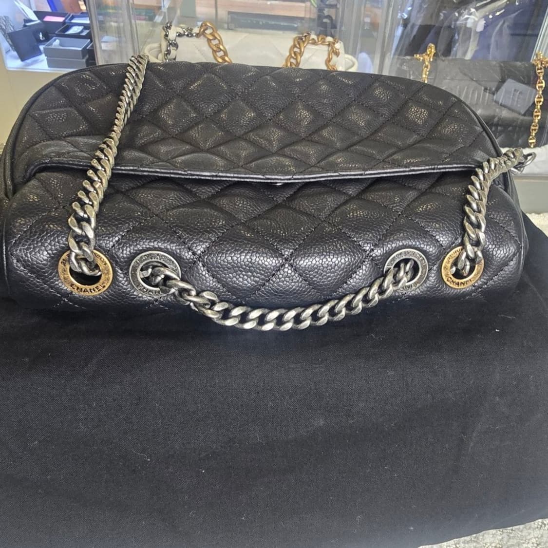 [중고/정품] 샤넬 캐비어 스킨 CC 로고 라운드 숄더백 크로스백 상품이미지3