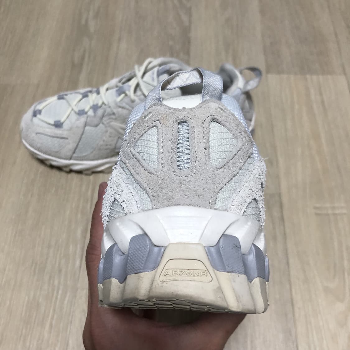 (260) 뉴발란스 ML 610 앙고라 크림 스웨이드 트래킹 스니커즈 상품이미지2