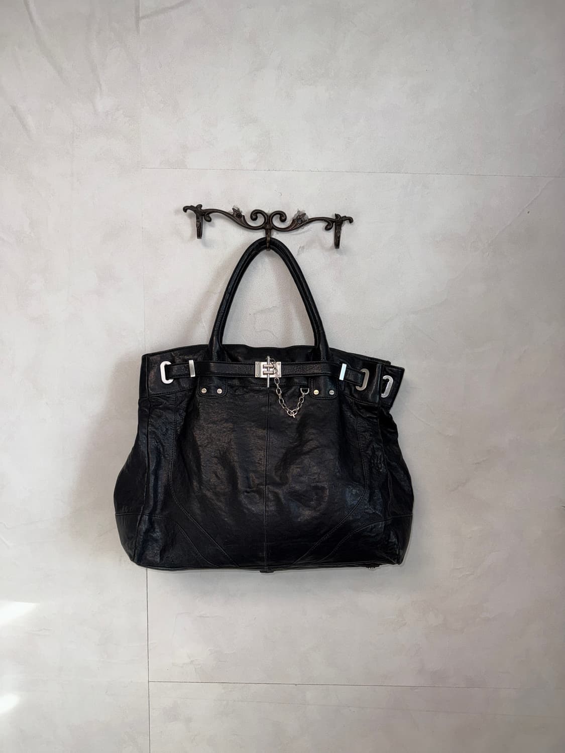 Rachel Zoe black chain buckle tote bag 상품이미지1